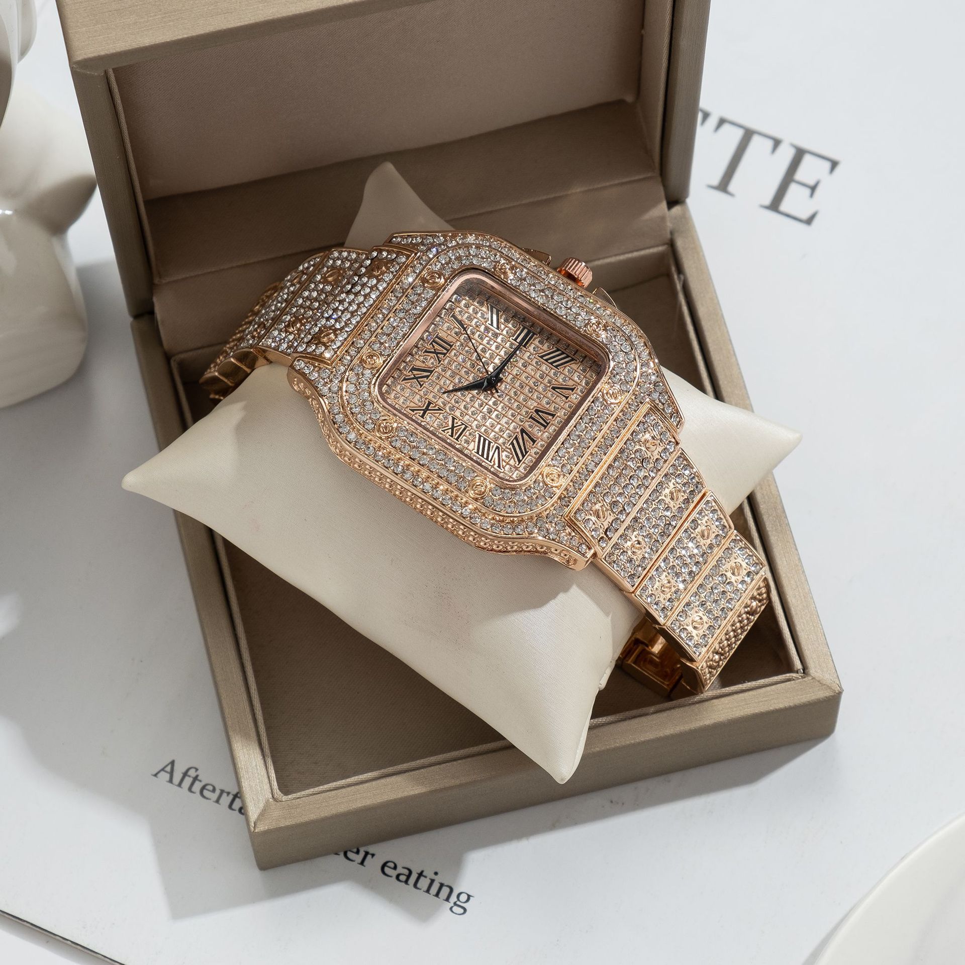 Relógio UTHAI L77 para Homens, - Cartier Watch Tank avaliação e preço